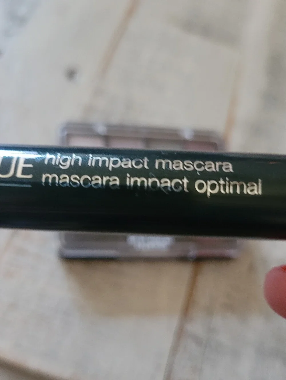 New Eye Bundle: Full Size Clinique Black Mascara & Covergirl SMOKEY Eyeshadow